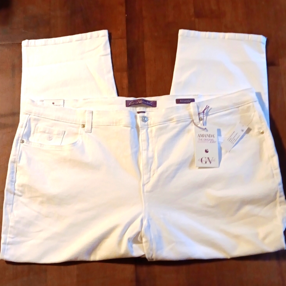 Womens Gloria Vanderbilt "Amanda Pull On" Jeans, 24W Short